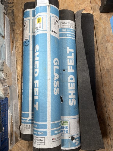 Rolls shed felt green - rolls, of